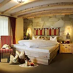 Hotel Boutique Montanara 4*