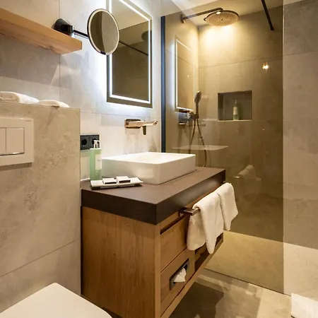 Boutique Montanara Hotel 4*