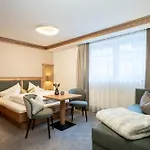 Boutique Montanara Hotel 4*