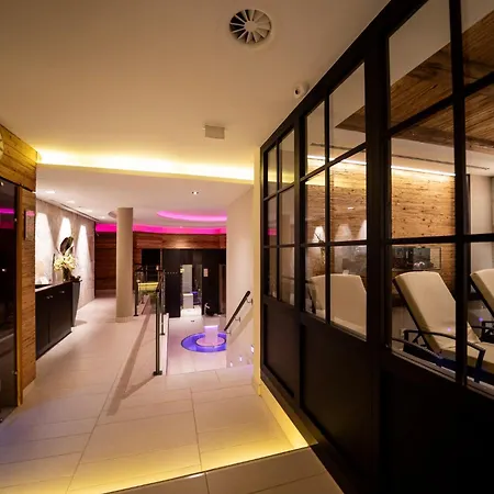 Ξενοδοχείο Boutique Montanara Ισγκλ